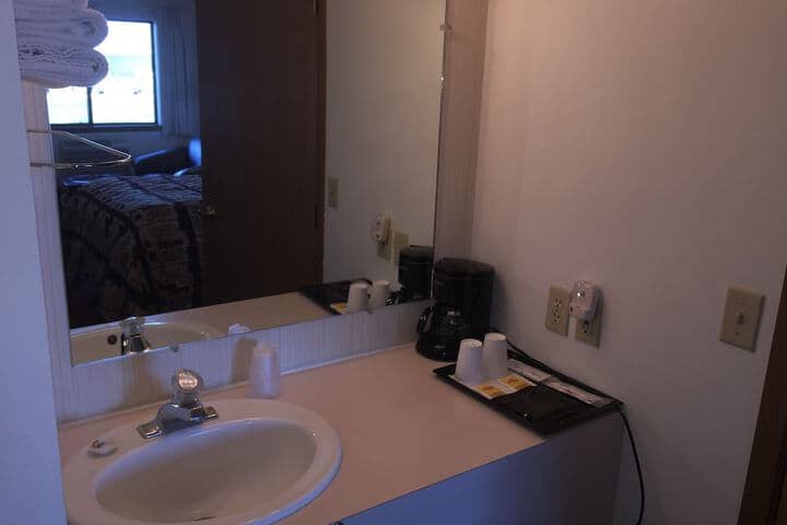 Room 398 of 408