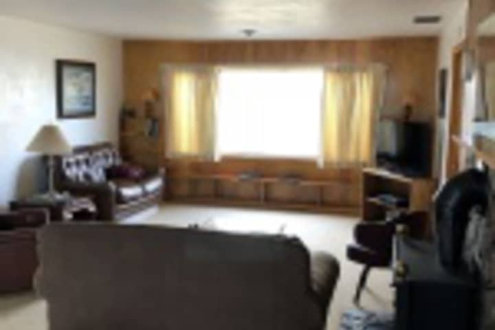 Room 174 of 408