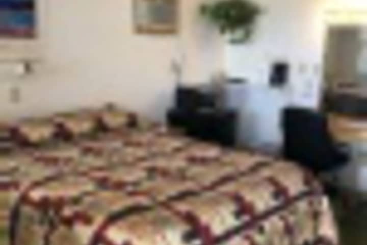 Room 136 of 408
