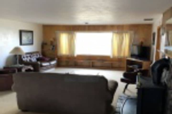 Room 181 of 408