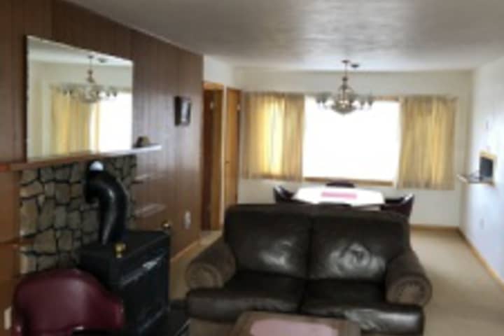 Room 272 of 408