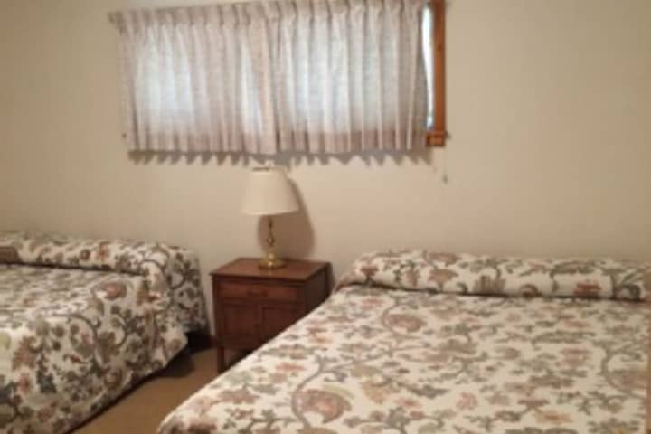 Room 191 of 408