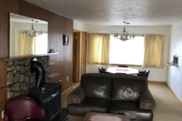 Room 275 of 408