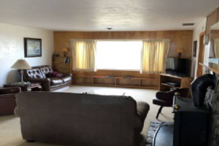 Room 177 of 408