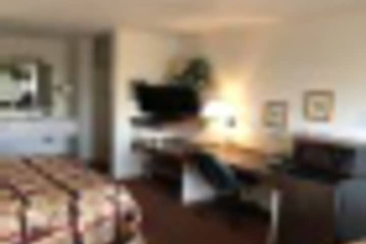Room 363 of 408