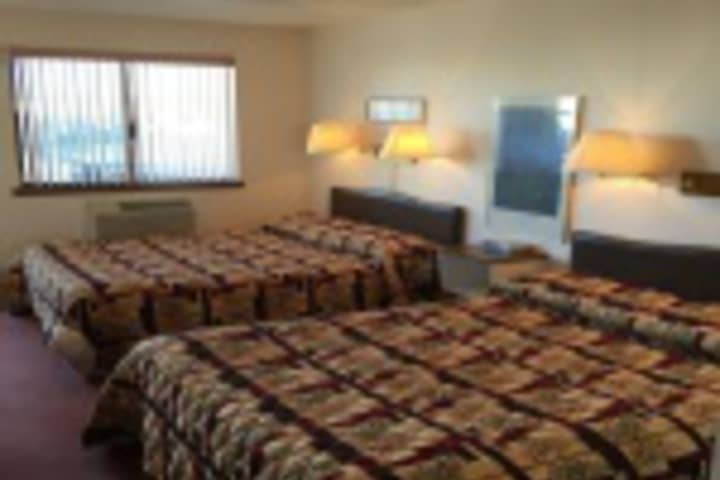 Room 73 of 408