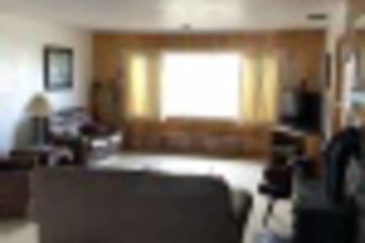 Room 172 of 408