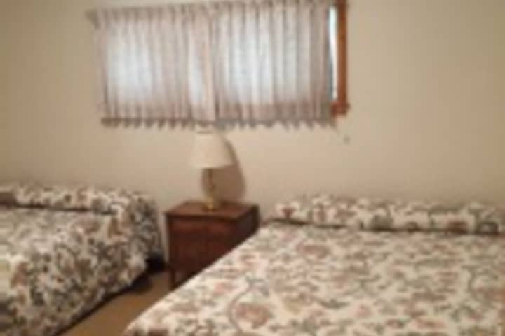 Room 186 of 408