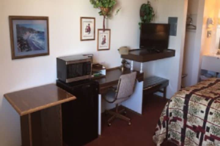 Room 357 of 408