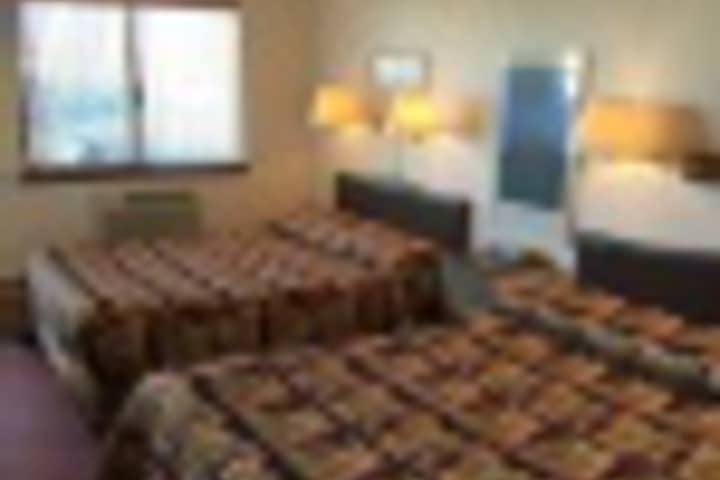Room 64 of 408