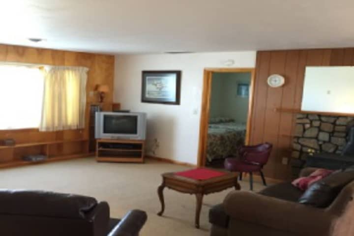 Room 297 of 408
