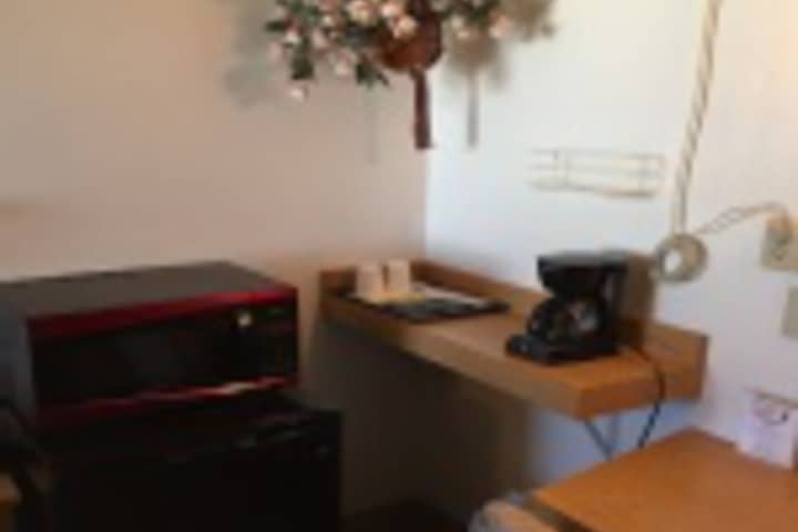 Room 133 of 408