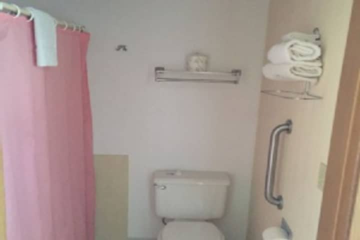 Room 309 of 408