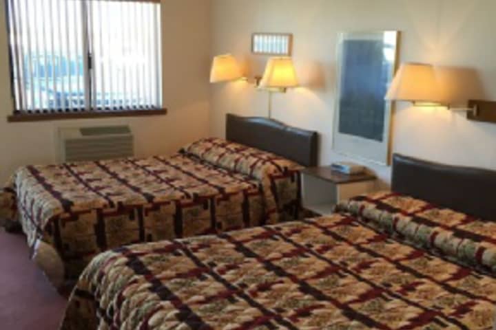 Room 71 of 408