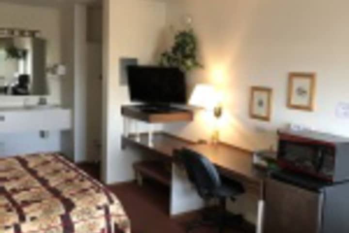 Room 366 of 408