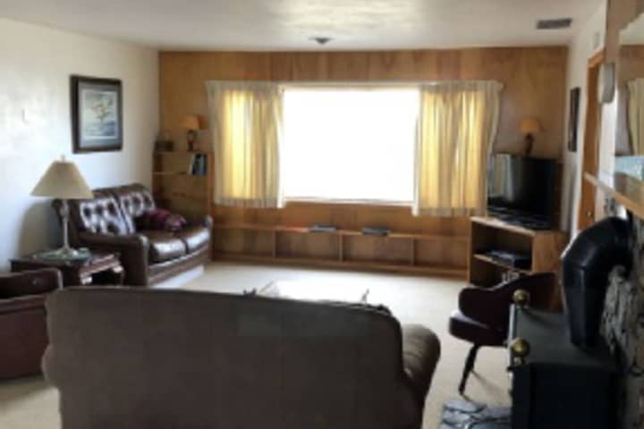 Room 179 of 408