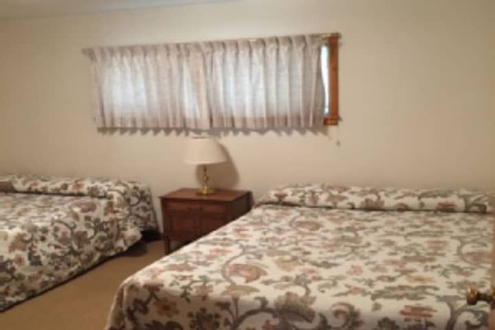 Room 189 of 408