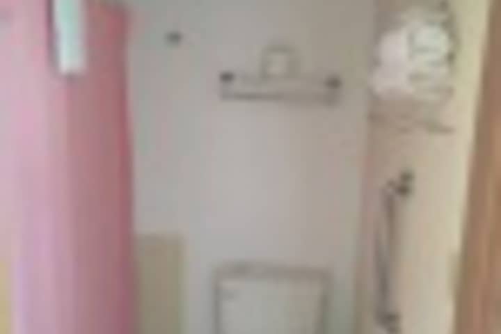 Room 304 of 408