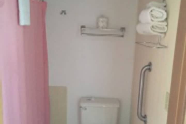 Room 307 of 408