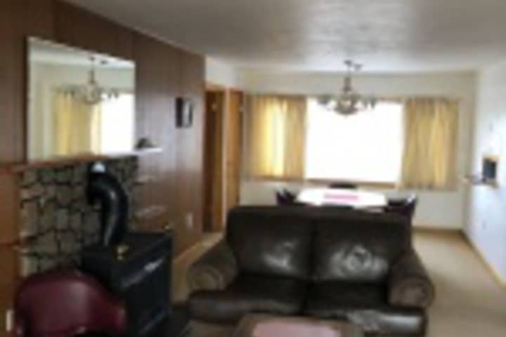 Room 270 of 408