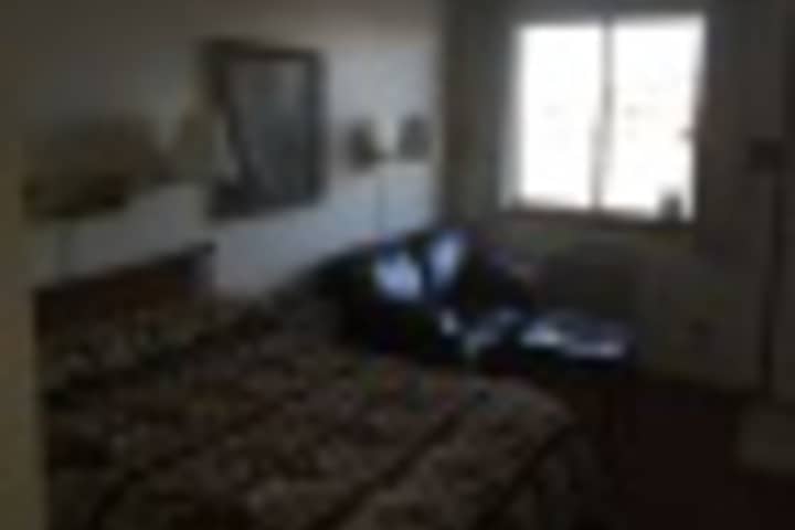 Room 327 of 408