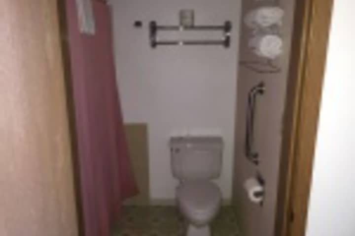 Room 101 of 408