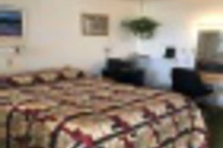 Room 135 of 408